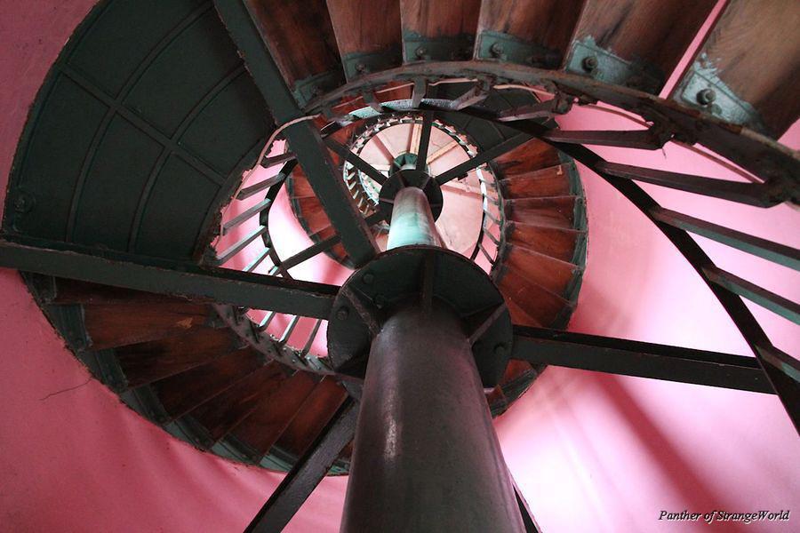 08 Lighthouse Stairs