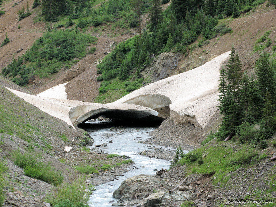 28 - SnowOverStream