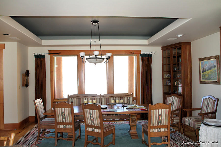 22-DiningRoom2
