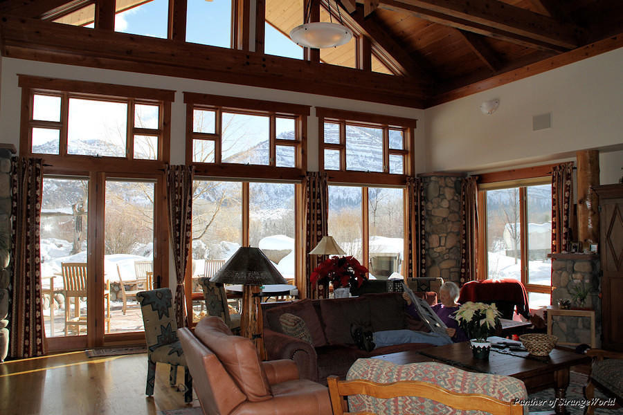 23-LivingRoom2