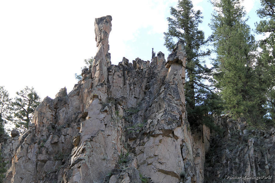 35 - Scotch Creek Rocks (6362)