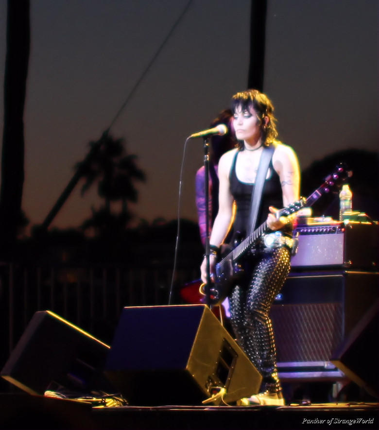 JoanJett-DelMar2011-33