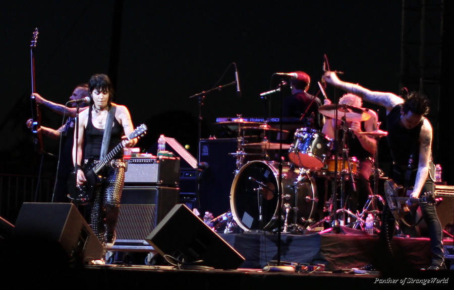 JoanJett-DelMar2011-38